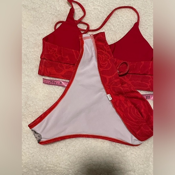 Red Flower Patterned Bikini Set - Picture 3 of 5